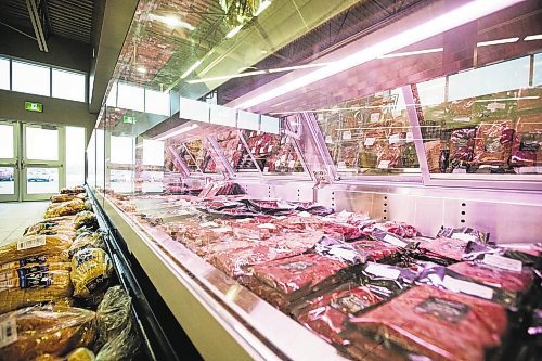 MIKAELA MACKENZIE / WINNIPEG FREE PRESS

The expanded butcher section at Vic&#x573; Market in its new location on Pembina in Winnipeg on Tuesday, Dec. 13, 2022. For Dave Sanderson story.
Winnipeg Free Press 2022.