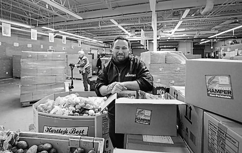 RUTH BONNEVILLE / WINNIPEG FREE PRESS

Local - Wpg Harvest

Winnipeg Harvest CEO Vince Barletta with filled hampers ready to be delivered.

Dylan story on how use of food banks is up (we might run that one today) and on a poll story. 


May 20, 2022
 