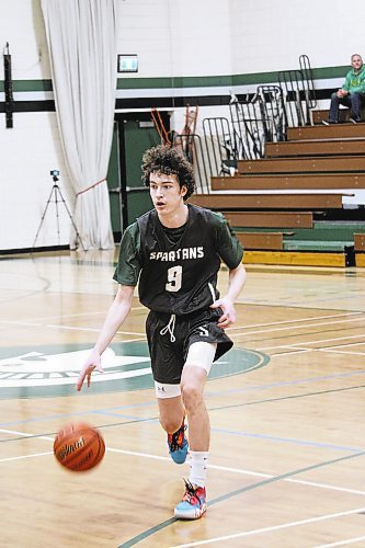 Jeremy Slomiany was the leading scorer for the Neelin Spartans in their wins over the Aden Bowman Bears and the Glenlawn Lions on Friday. (Lucas Punkari/The Brandon Sun)