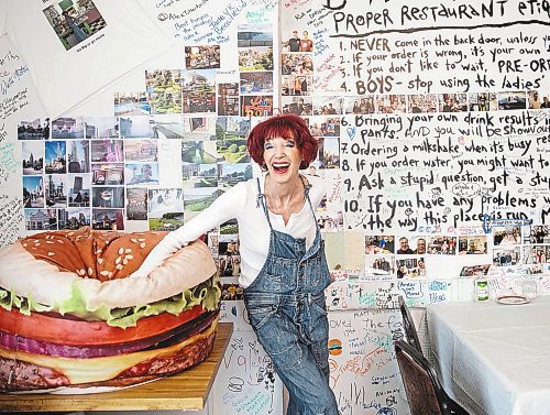 JESSICA LEE / WINNIPEG FREE PRESS



Sandy Doyle, owner of Blondie’s Burgers is photographed on January 11, 2022 in her restaurant which is closing after 31 years.



Reporter: Dave