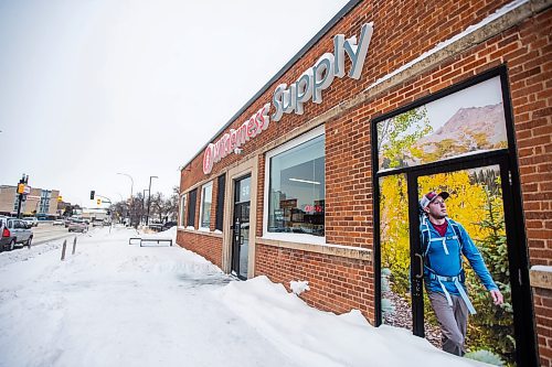 MIKAELA MACKENZIE / WINNIPEG FREE PRESS

Wilderness Supply in Winnipeg on Monday, Dec. 19, 2022. Several of his employees were bear sprayed over the weekend. For Kevin Rollason story.
Winnipeg Free Press 2022.