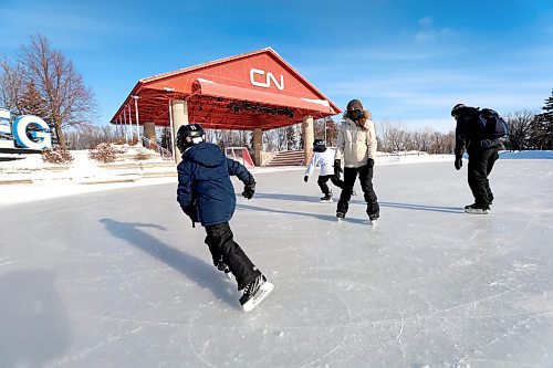 RUTH BONNEVILLE / WINNIPEG FREE PRESS 

Local - Arctic Glacier Park opens

The Vodrey family, Marta (mom) &amp; Chris (dad) and two
son's: Mason (11yrs) &amp; Dash (7yrs), are one of the first to enjoy the new ice on the CN Stage Rink and trails after the opening of  the Arctic Glacier ParkTuesday. 

ARCTIC GLACIER WINTER PARK OFFICIALLY OPENED FOR THE SEASON TUESDAY.  ENJOY THE FORKS ON-LAND TRAILS, TOBOGGANING HILL AND SKATING RINKS. 


More Info:
THE FORKS, WINNIPEG - The Forks is offering a bright welcome to the snowy season as Arctic Glacier Winter Park officially opens. Arctic Glacier Winter Park offers a winter experience for all-ages and abilities, with a tobogganing hill, skating rinks, and over 1.2 km of groomed on-land skating and walking trails. 

Skaters can once again glide on the ice at the CN Stage Rink and the Canopy Rink featuring a soundtrack of Manitoba musicians provided by Manitoba Music. The rinks are connected by the groomed on-land skating and walking trails. And over 100,000 lights illuminate the paths, creating a magical backdrop for the winter playground.  

Arctic Glacier Winter Park will be programmed with family-friendly activities every Sunday in January and February from 1PM-4PM (weather permitting), including horse-drawn sleigh rides, DJs on ice at the Canopy Rink and storytelling in the teepee with Barbara Nepinak.  


Dec 20th,  2022