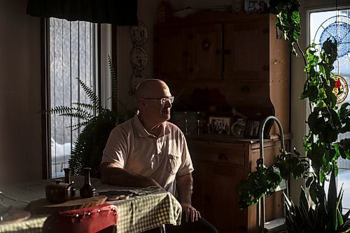 MIKAELA MACKENZIE / WINNIPEG FREE PRESS

David Gaboury, who has had major prostate cancer surgery cancelled at the last minute (and later rescheduled), poses for a photo in his home in Winnipeg on Tuesday, Dec. 20, 2022.  For Katie May story.
Winnipeg Free Press 2022.