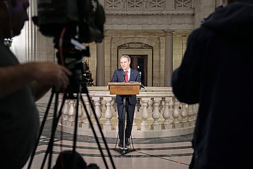 JESSICA LEE / WINNIPEG FREE PRESS

Finance Minister Cameron Friesen presents the 2022-2023 Mid-Year Fiscal and Economic Report at the Legislative Building on December 20, 2022.

Reporter: Danielle Da Silva