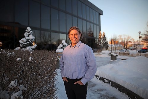 Mayor Jeff Fawcett stands outside Brandon City Hall on a cold December afternoon. (Tim Smith/The Brandon Sun)