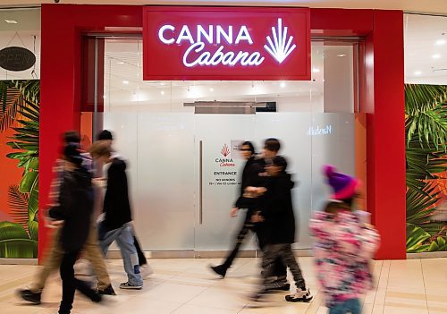 JESSICA LEE / WINNIPEG FREE PRESS

Pedestrians walk by the Canna Cabana at St. Vital Centre on December 22, 2022.

Reporter: Gabby