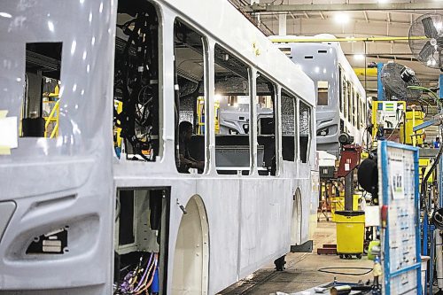 MIKAELA MACKENZIE / WINNIPEG FREE PRESS

In-progress buses at New Flyer Industries in Winnipeg on Thursday, Aug. 11, 2022.  For JS story.
Winnipeg Free Press 2022.