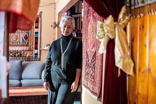 MIKAELA MACKENZIE / WINNIPEG FREE PRESS

Quita Alfred, wardrobe coordinator for the new film Women Talking, poses for a photo in her home in Winnipeg on Thursday, Dec. 22, 2022.  For Ben Waldman story.
Winnipeg Free Press 2022.