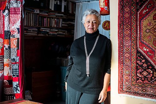 MIKAELA MACKENZIE / WINNIPEG FREE PRESS

Quita Alfred, wardrobe coordinator for the new film Women Talking, poses for a photo in her home in Winnipeg on Thursday, Dec. 22, 2022.  For Ben Waldman story.
Winnipeg Free Press 2022.