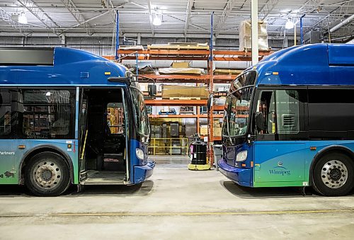 JESSICA LEE / WINNIPEG FREE PRESS

Buses which are fuelled by hydrogen are photographed at New Flyer Industries&#x2019; bus warehouse on December 23, 2022.

Reporter: Danielle Da Silva