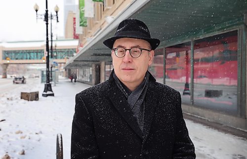 RUTH BONNEVILLE / WINNIPEG FREE PRESS 

LOCAL - downtown - Jino

Photo of Jino Distasio, University of Winnipeg professor, on Portage Ave. for story. 

Photo to go with story and Interview with Jino for the downtown series about the evolution of downtown, etc. 

Melissa's story.

Dec 21st,  2022