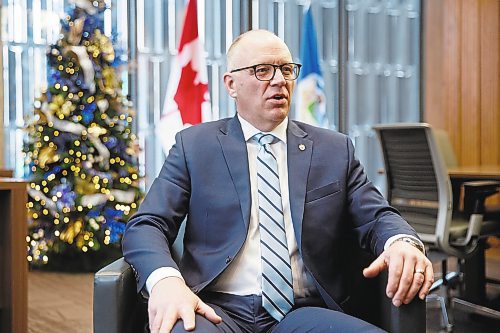 MIKE DEAL / WINNIPEG FREE PRESS
Mayor Scott Gillingham in his office at City Hall during his year-end interview.
See Joyanne Pursaga story
221216 - Friday, December 16, 2022.