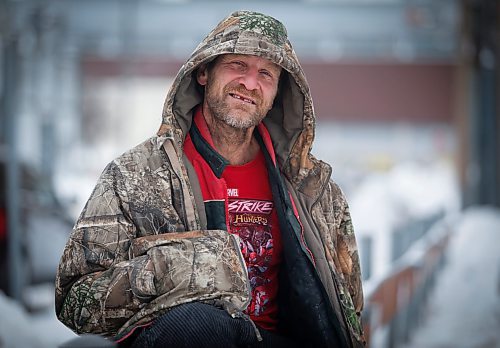 JOHN WOODS / WINNIPEG FREE PRESS
Christopher Anthony Delaurier talked to media about homelessness and how to improve the conditions for that population while he was outside the Salvation Army shelter in Winnipeg Sunday, December 25, 2022. 

Re: Abas