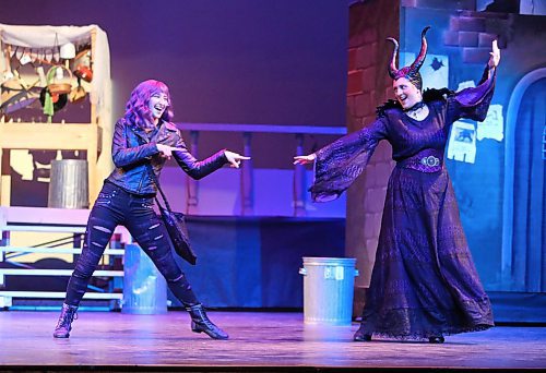 Vincent Massey High School Students Danika Robb as Mal, left, and Ryan DeGroot practice a scene for the production of Disney's Descendants: The Musical begins its three-day run today at 7:30 p.m. at the Western Manitoba Centennial Auditorium. (Matt Goerzen/The Brandon Sun)
