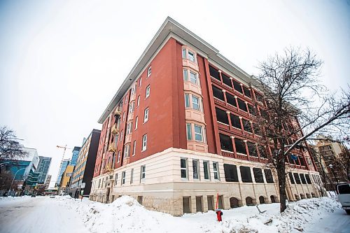 MIKAELA MACKENZIE / WINNIPEG FREE PRESS

The Warwick Apartments at 366 Qu&#x2019;Appelle Avenue, where a fire displaced residents on Christmas morning, in Winnipeg on Tuesday, Dec. 27, 2022. For Erik story.
Winnipeg Free Press 2022.