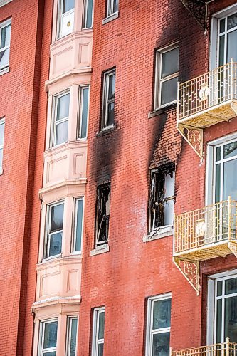 MIKAELA MACKENZIE / WINNIPEG FREE PRESS

The Warwick Apartments at 366 Qu&#x2019;Appelle Avenue, where a fire displaced residents on Christmas morning, in Winnipeg on Tuesday, Dec. 27, 2022. For Erik story.
Winnipeg Free Press 2022.