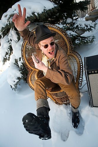 JOHN WOODS / WINNIPEG FREE PRESS
Blues singer and harmonica player Benjamin Darvill, who goes under the performance name Son Of Dave, is photographed outside his home in Winnipeg Monday, April 18, 2022. Darvill has several shows coming up in Winnipeg.

Re: Small