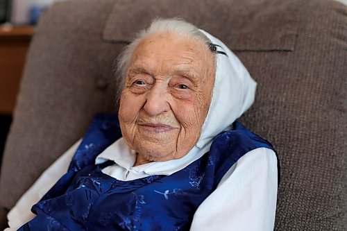 Susanna Wollman of Decker Hutterite Colony, northwest of Hamiota, is believed to be the oldest-living Hutterite among the approximately 50,000 members across all three Hutterite sects in North America. Wollman turned 100 on Oct. 30. (Tim Smith/The Brandon Sun)