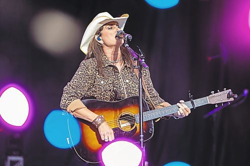 Terri Clark performs Friday at Dauphin&#x573; Countryfest Club Regent Casino and Event Centre Main Stage.(Chelsea Kemp/The Brandon Sun)