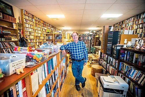 MIKAELA MACKENZIE / WINNIPEG FREE PRESS

Gary Nerman, owner of Nerman's Books and Collectibles, poses for a photo in the shop (which, due to his retirement, is closing soon) in Winnipeg on Thursday, Dec. 29, 2022. For Erik/Josh story.
Winnipeg Free Press 2022.