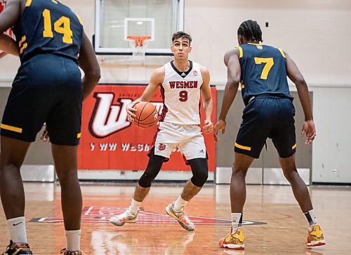 JESSICA LEE / WINNIPEG FREE PRESS

University of Winnipeg Wesmen player Alberto Gordo (9) dribbles the ball during a game against the University of Brandon Bobcats at Duckworth Centre on December 29, 2022.

Reporter: Mike Sawatzky