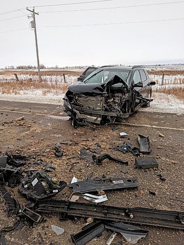 Brandon Sun The aftermath of a head-on vehicle collision that took place on Richmond Avenue East early Thursday morning. The owner of this 2015 Ford Edge was transported to the hospital by her husband instead of an ambulance. (Submitted)