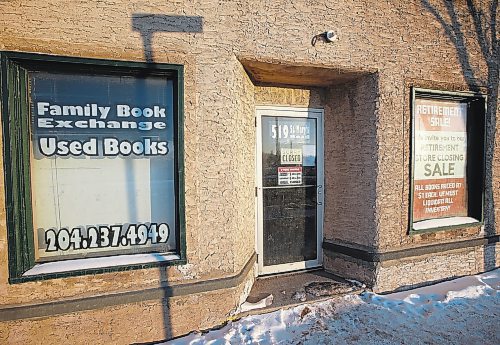 JOHN WOODS / WINNIPEG FREE PRESS
Family Book Exchange on St Mary&#x2019;s Road is photographed Monday, January 2, 2023. Signage in the window says it is closing due to retirement.

Re: ?