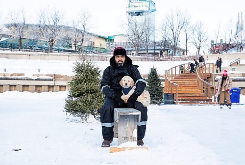 JESSICA LEE / WINNIPEG FREE PRESS

Rupinder Ghuman is photographed with Nico at The Forks on January 2, 2023.