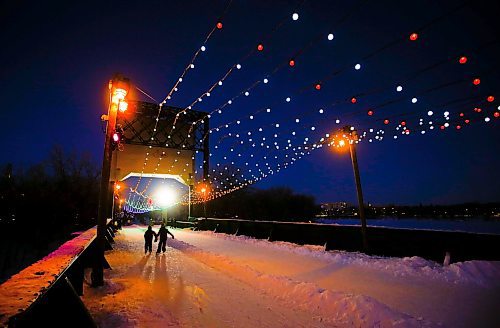 JOHN WOODS / WINNIPEG FREE PRESS
The Forks opened their skating trail today Monday, January 2, 2023. 

Re: ?