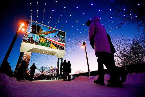 JOHN WOODS / WINNIPEG FREE PRESS
The Forks opened their skating trail today Monday, January 2, 2023. 

Re: ?