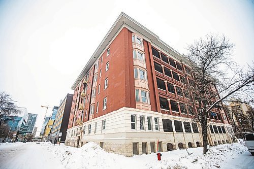 MIKAELA MACKENZIE / WINNIPEG FREE PRESS

The Warwick Apartments at 366 Qu&#x2019;Appelle Avenue, where a fire displaced residents on Christmas morning, in Winnipeg on Tuesday, Dec. 27, 2022. For Erik story.
Winnipeg Free Press 2022.