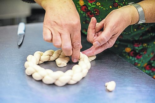 MIKAELA MACKENZIE / WINNIPEG FREE PRESS

Orysia Ehrmantraut makes kolach in preparation for Ukrainian Christmas at her bakery, Baba's House Ice cream and Desserts, in Winnipeg on Wednesday, Dec. 28, 2022. For AV Kitching story.
Winnipeg Free Press 2022.