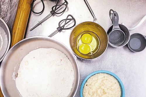 MIKAELA MACKENZIE / WINNIPEG FREE PRESS

Orysia Ehrmantraut makes kolach in preparation for Ukrainian Christmas at her bakery, Baba's House Ice cream and Desserts, in Winnipeg on Wednesday, Dec. 28, 2022. For AV Kitching story.
Winnipeg Free Press 2022.