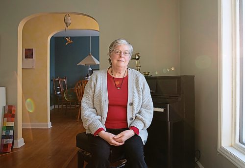 JESSICA LEE / WINNIPEG FREE PRESS

Melody Newcomb, music therapist and chairwoman of the Federation of Associations for Counselling Therapists in Manitoba, is photographed at her home in Norwood on January 6, 2023.

Reporter: Maggie Macintosh