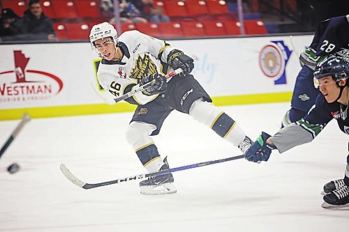 Dawson Pasternak fires off a shot during his first game as a Wheat King. (Tim Smith/The Brandon Sun)