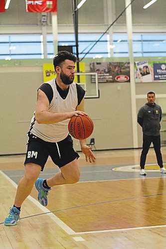 Blake Magnusson drives during Brandon University Bobcats men's basketball practice on Thursday. (Thomas Friesen/The Brandon Sun)