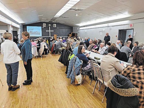 A large crowd gathered at the Royal Canadian Legion in Neepawa, located 74 kilometres northeast of Brandon, to hear about plans for the community's new hospital, which will be completed by 2025. (Miranda Leybourne/The Brandon Sun)