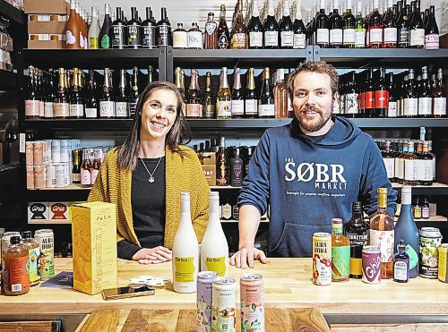 JESSICA LEE / WINNIPEG FREE PRESS

Shane and Jessie Halliburton, owners of Sobr Market, a low/no-alcohol drink store, pose in the store on January 5, 2023.

Reporter: Ben Sigurdson