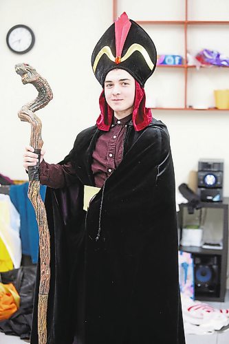 Nick Hiscock gets dressed up as the grand vizier Jafar, the main villain of "Aladdin Jr.," during Saturday's group rehearsal at the Brandon School of Dance. (Kyle Darbyson/The Brandon Sun)