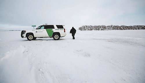 MIKE DEAL / WINNIPEG FREE PRESS
Officer Kathryn Siemer with the US Border Patrol in the vicinity of the area that the seven other Indian migrants were found crossing into the US from Canada. 
See Chris Kitching story
Note: The image is shot looking north.
230112 - Thursday, January 12, 2023.