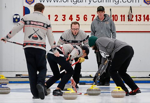 JOHN WOODS / WINNIPEG FREE PRESS
Andrew Irving calls out to his sweepers as Justin Reynolds, skip of The Beach Boys, right, looks on in the Asham final of the MB Open Bonspiel Monday, January 16, 2023. 

Re: ?