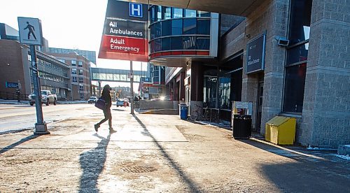 MIKE DEAL / WINNIPEG FREE PRESS

A person enters the HSC William Avenue entrance close to the HSC emergency Thursday morning.

210304 - Thursday, March 04, 2021.