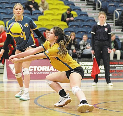 Kallie Ball got her first Canada West women's volleyball start on Saturday as the Brandon Bobcats lost in straight sets to the Calgary Dinos. (Thomas Friesen/The Brandon Sun)