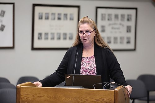 The City of Brandon's director of human resources, Tara Poole, discusses the new three-year collective bargaining agreement with the Brandon Police Association at a special city council meeting held Tuesday evening. (Colin Slark/The Brandon Sun)