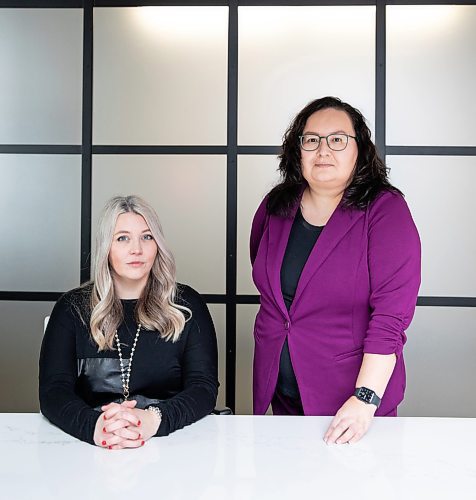 JESSICA LEE / WINNIPEG FREE PRESS

Melissa Serbin (left), former Crown, now working at Cochrane and Stacey Soldier, defence attorney, pose for a photo at Cochrane offices on January 25, 2023.

Reporter: Erik Pindera
