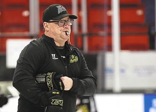Brandon Wheat Kings head coach and general manager Marty Murray, shown at a recent practice at Westoba Place, said his team has to play a certain way to enhance the built-in advantages that exist on home ice. (Perry Bergson/The Brandon Sun)