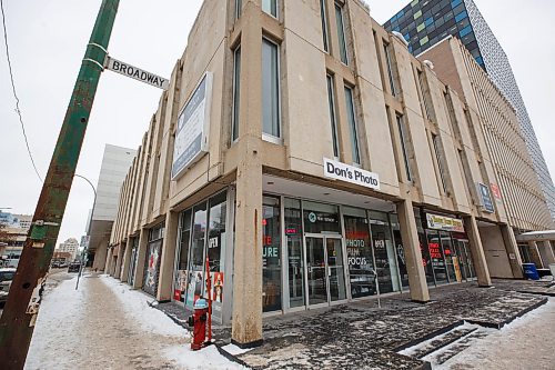 MIKE DEAL / WINNIPEG FREE PRESS
Don&#x2019;s Photo has moved from its Portage Avenue location, after 21 years, to 379 Broadway. It cited a lack of foot traffic, safety concerns and the heritage building &#x201c;needing work.&#x201d; The company wanted to stay downtown but had a hard time finding an affordable and appealing spot.
See Gabrielle Piche story
230126 - Thursday, January 26, 2023.