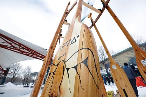 RUTH BONNEVILLE / WINNIPEG FREE PRESS
John’s High School students’ warming hut Azhe’O, which means ‘to paddle backwards’ in Ojibwe was unveiled next to the skating canopy at The Forks Friday.