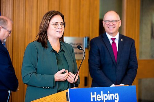 MIKAELA MACKENZIE / WINNIPEG FREE PRESS

Premier Heather Stefanson and mayor Scott Gillingham speak to the media at City Hall in Winnipeg on Friday, Jan. 27, 2023. For &#x2014; story.

Winnipeg Free Press 2023.