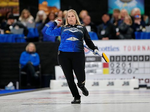 JOHN WOODS / WINNIPEG FREE PRESS
Skip Jennifer Jones reacts to her shot as they play skip Meghan Walter and team Ackland in the Scotties Tournament of Hearts at East St Paul Arena Sunday, January 29, 2023. Jennifer Jones defeated skip Meghan Walter and team Ackland and will represent Manitoba.

Re: sawatzki